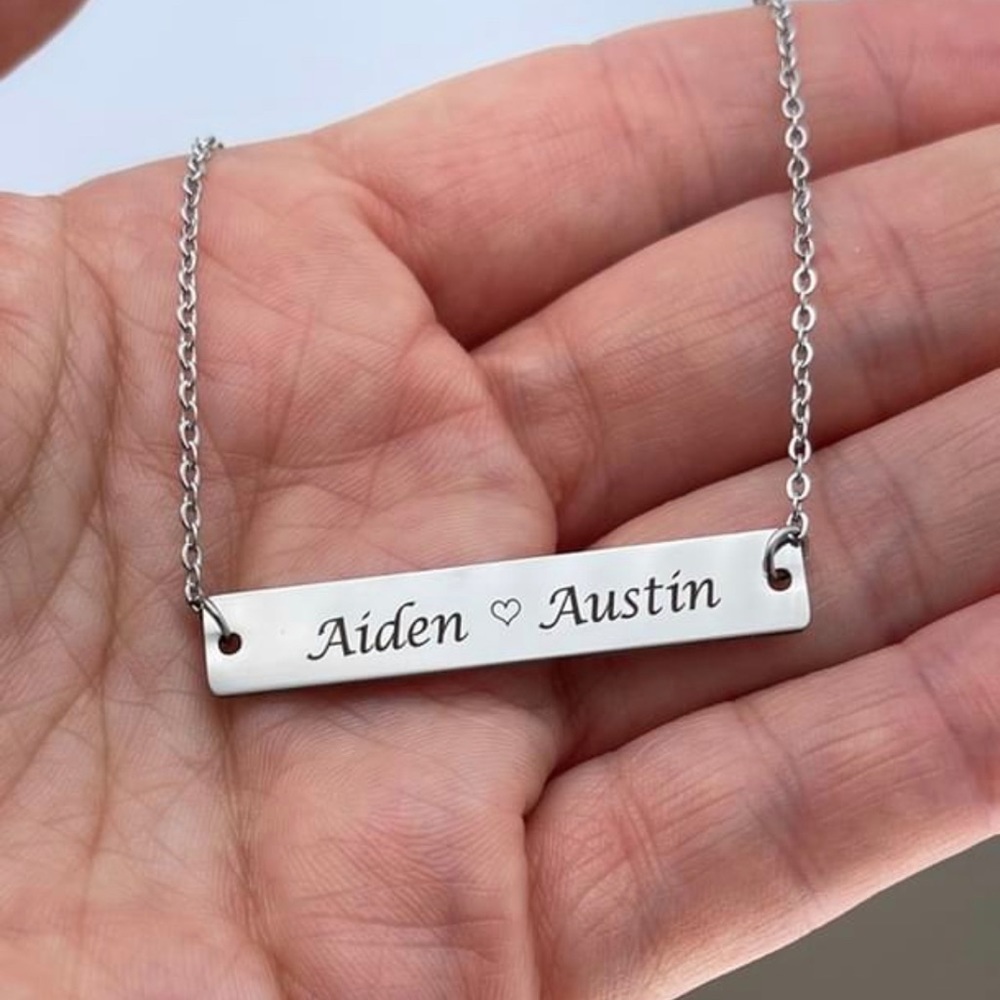 personalized necklace